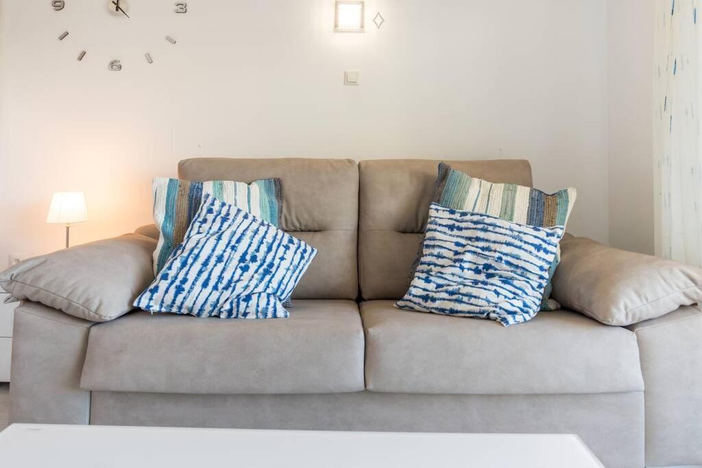 Sol Apartment - C&G Benal Beach Benalmádena Esterno foto