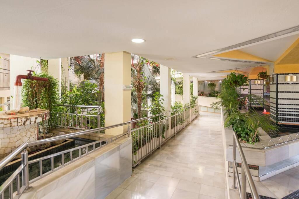 Sol Apartment - C&G Benal Beach Benalmádena Esterno foto