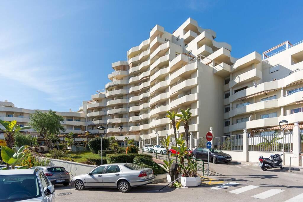 Sol Apartment - C&G Benal Beach Benalmádena Esterno foto