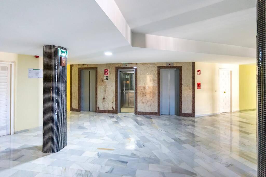 Sol Apartment - C&G Benal Beach Benalmádena Esterno foto